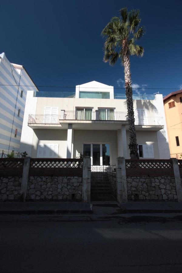 Porta Del Vento Bed & Breakfast Giardini Naxos Dış mekan fotoğraf
