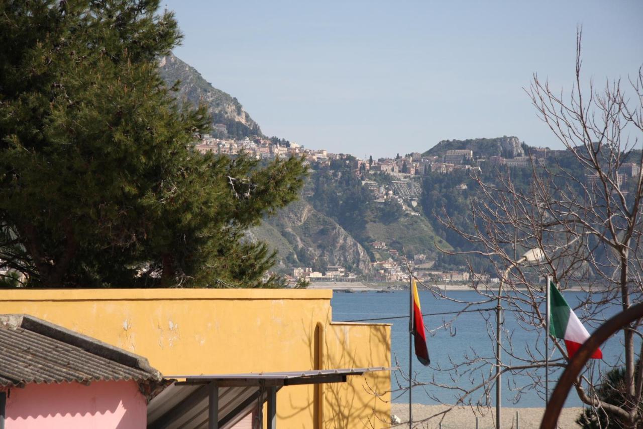 Porta Del Vento Bed & Breakfast Giardini Naxos Dış mekan fotoğraf